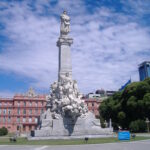 El monumento a Cristóbal Colón: historia viva frente al Río de la Plata