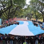 Fiestas Mayas hizo historia en Palermo: más de 15 mil corredores celebraron las 50 ediciones de la carrera más patriótica del país
