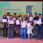 🌍 Idiomas que abren puertas: estudiantes porteños celebraron certificaciones con validez internacional