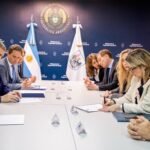 Jorge Macri participó de la firma que acerca el cierre de la cárcel de Devoto